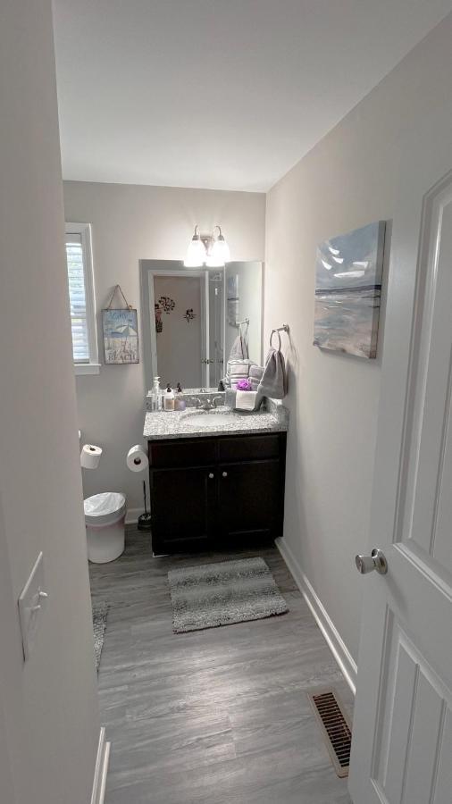 Great Little Guest Suite With Private Entry & Deck! Pet Friendly & 30 Mins To Nashville! Ashland City Exterior photo
