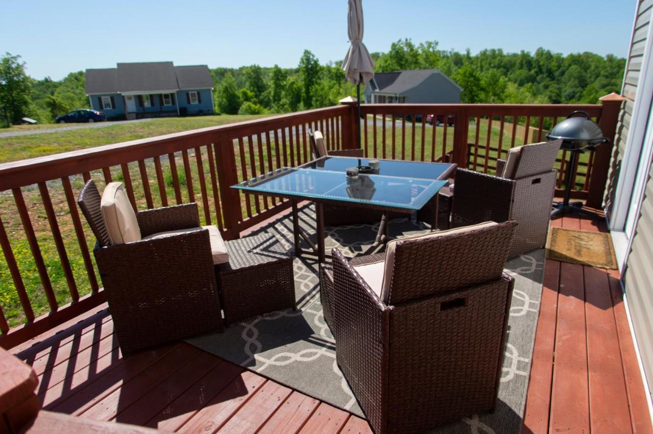Great Little Guest Suite With Private Entry & Deck! Pet Friendly & 30 Mins To Nashville! Ashland City Exterior photo
