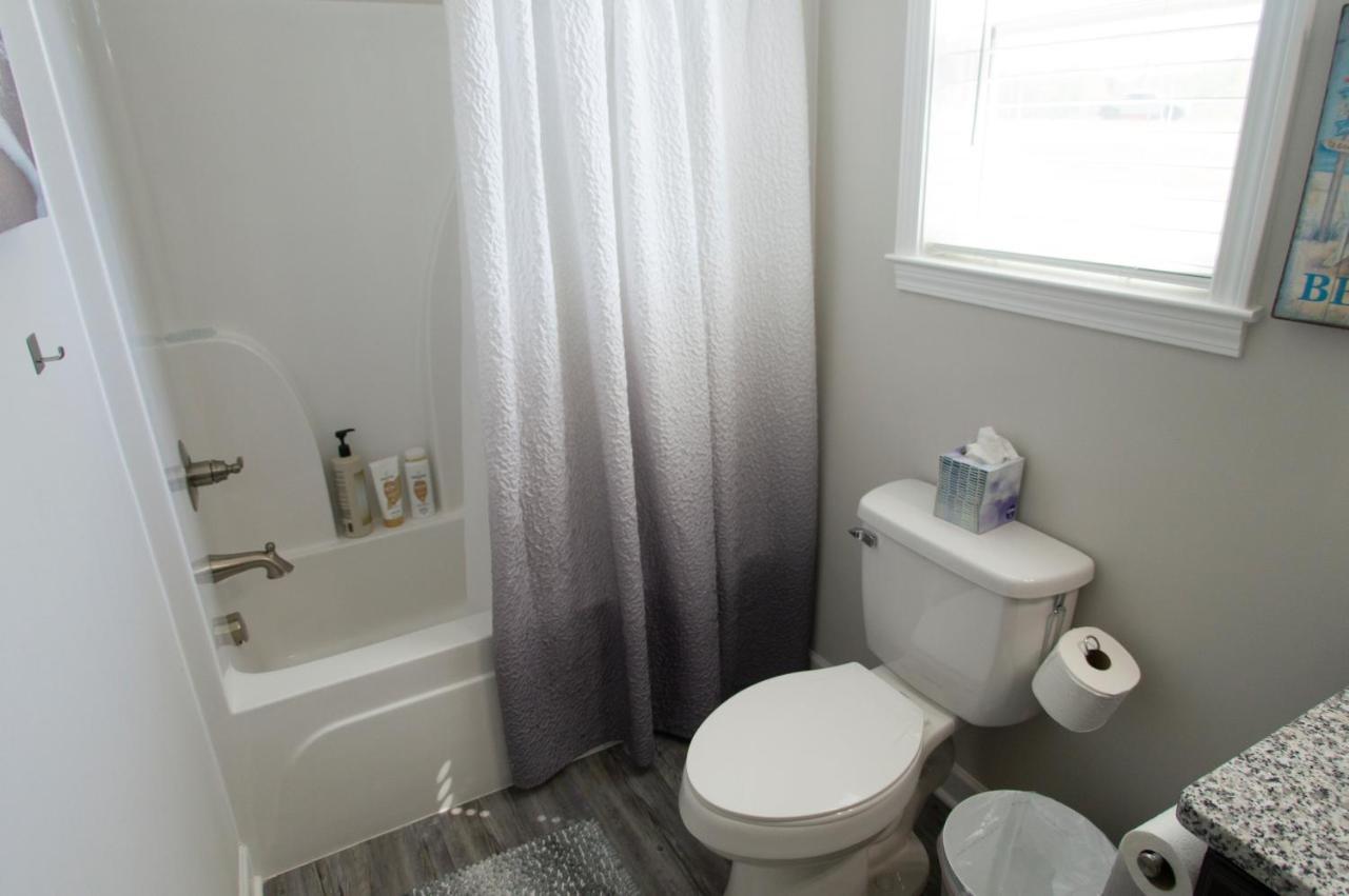Great Little Guest Suite With Private Entry & Deck! Pet Friendly & 30 Mins To Nashville! Ashland City Exterior photo